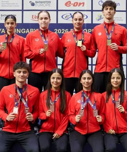 Türkiye, Avrupa Gençler Badminton Şampiyonası'nda 2 altın, 2 bronz madalya kazandı