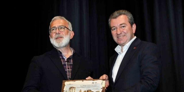 Bergama’da ‘İstanbul’un Fethi’ konulu konferans
