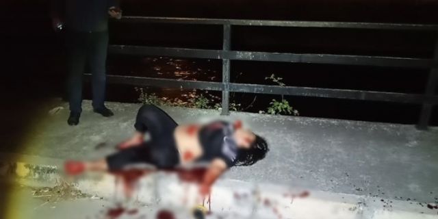 Kıskançlık krizine girdi, sevgilisini defalarca bıçaklayarak ağır yaraladı