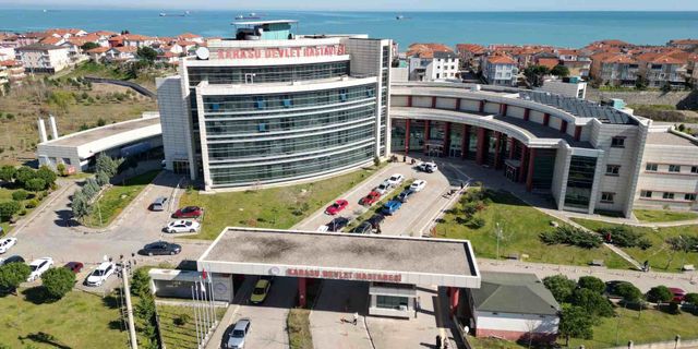 Hastalarından para talep ettiği iddia edilen doktor açığa alındı