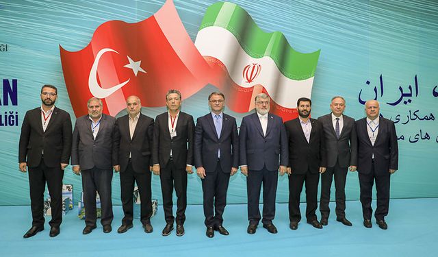 Türkiye-İran arasında "Sınır İlleri Ekonomik İşbirliği” mutabakatı imzalandı