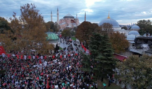 Binlerce kişi Filistin için Edirnekapı’dan Sultanahmet’e kadar yürüdü