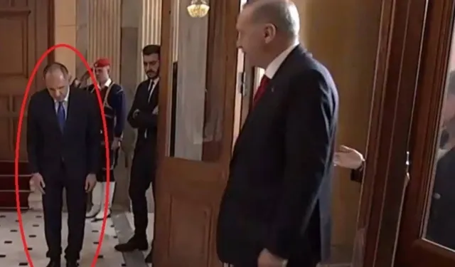Yunan Bakanın Erdoğan’ı eğilerek selamlaması gündem oldu