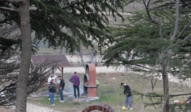 Şubat ortasında ilkbahar gibi piknik keyfi yaptılar