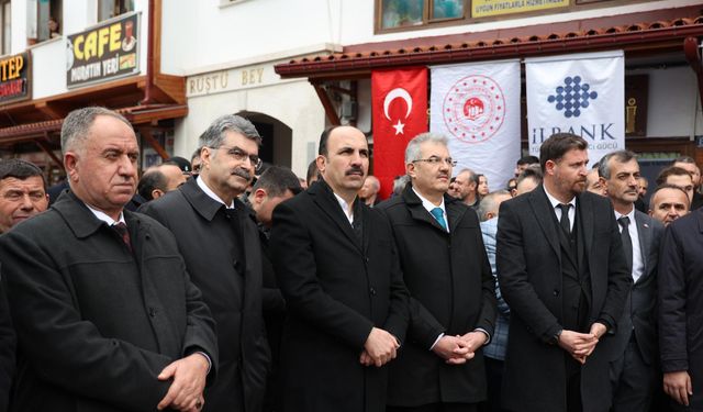 Başkan Altay: "En önemli hedefimiz Akşehirimizin turizme kazandırılması olacak"