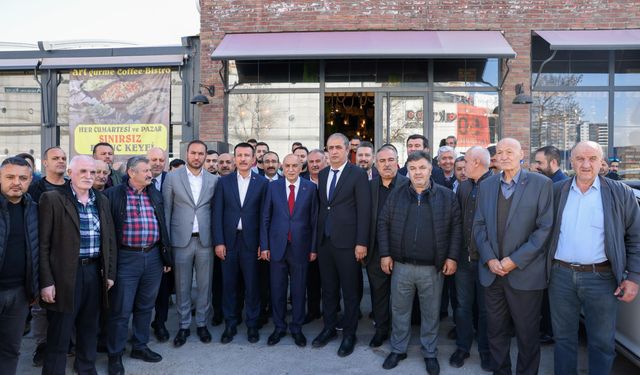 Cumhur İttifakı ABB adayı Altınok servis esnafıyla buluştu