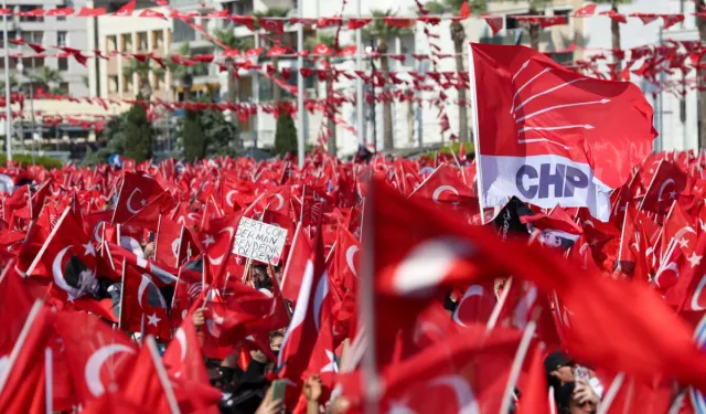 CHP'nin İstanbul ilçe belediye başkan adayları MYK'dan geçti