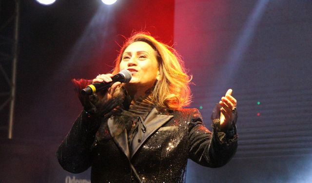 Azerin’den Amasya’da Çanakkale Zaferi’nin 109. yıl dönümüne özel konser