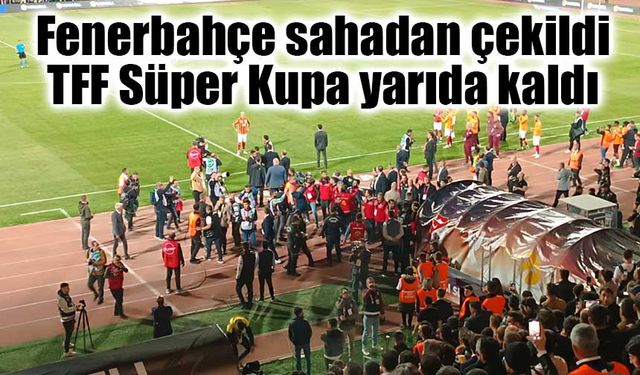Süper Kupa maçı yarıda kaldı! Fenerbahçe U19 takımını sahadan çekti