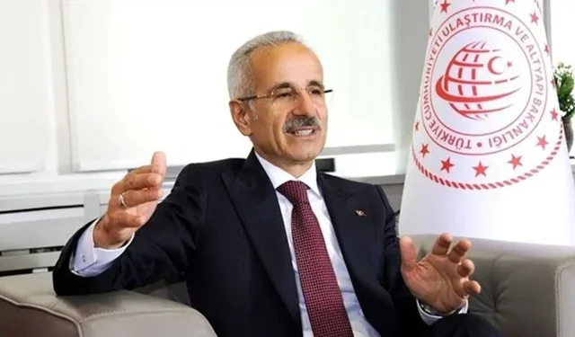 Bakan Uraloğlu: "Şu anda Türkiye'de bir jet yakıtı problemi yok"