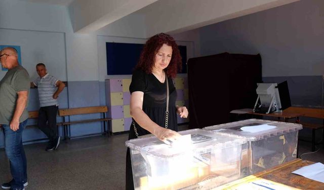 Bulgaristan’daki seçimlerde Türk partisi ikinci oldu