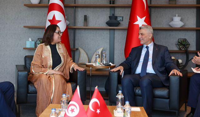 Ticaret Bakanı Bolat: "Tunus ile Türkiye arasındaki ticaret hacmi 1,6 milyar doları aştı"