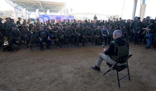Netanyahu, Refah’ta İsrail askerlerini ziyaret etti!