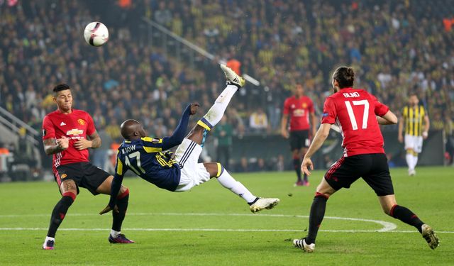 Fenerbahçe, 8 yıl sonra Manchester United'ı konuk edecek