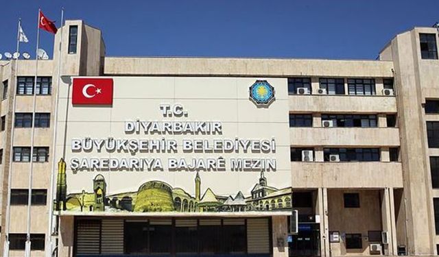 Diyarbakır Büyükşehir Belediyesinde Personel Kıyımı: 330 Memur İşten Çıkarıldı