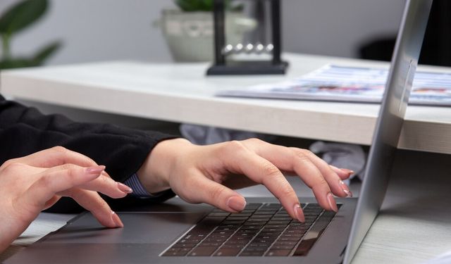 Ücretli çalışan sayısı yıllık yüzde 1,0 arttı