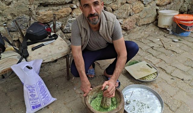 Sason Dağlarında Yetişen Şifalı "Zuzubak" Otu Kilosu 10 Bin TL’ye Satılıyor