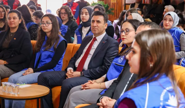 Genç yetenekler sesleriyle büyüledi!