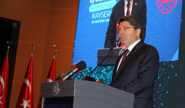 Adalet Bakanı Tunç: “Türkiye’yi masa başı raporlarla karalamaya çalışanlar büyük haksızlık ediyor”