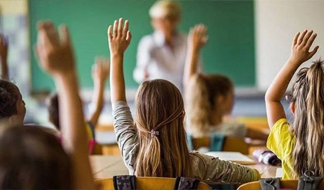 İstanbul’da Okulların İlk Günü Dersler 10.00’da Başlayacak