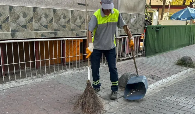 İstanbul Bakırköy'de temizlik seferberliği sürüyor
