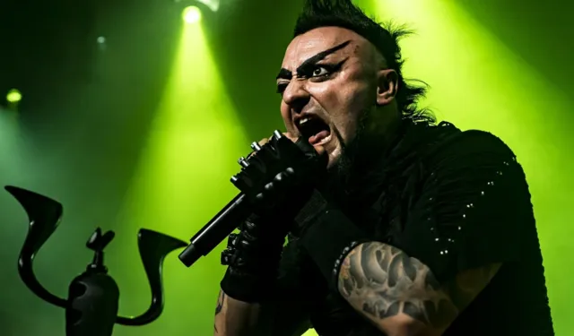 Hayko Cepkin’in Kayseri ve Diyarbakır Konserleri İptal Edildi