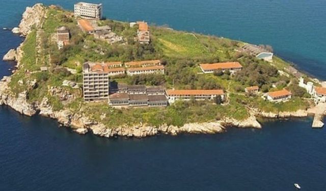 Komisyon İmralı’ya Gidiyor: TBMM’de Tarihi Oylama Sonrası Hazırlıklar Başladı