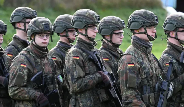 Almanya’da önce gönüllü yetmezse zorunlu askerlik modeli!