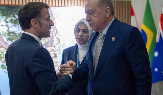 Erdoğan, Fransa Cumhurbaşkanı Macron ile görüştü