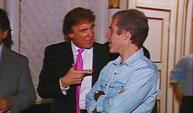 Trump, Epstein dosyası için Demokratlara yönelik soruşturma talimatı verdi