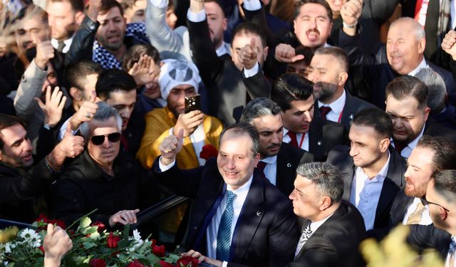 Fatih Erbakan, yeniden genel başkanlığa seçildi