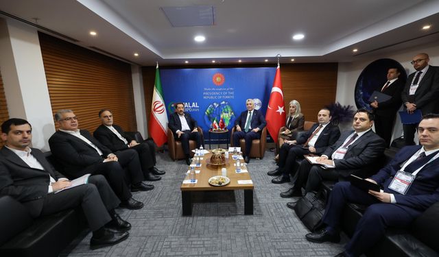 Bakan Bolat: “İslam ülkelerinin dayanışması ve ticaretini artırması büyük önem taşıyor”