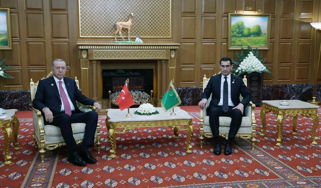 Erdoğan, Putin, Şerif ve Berdimuhammedov ile görüştü