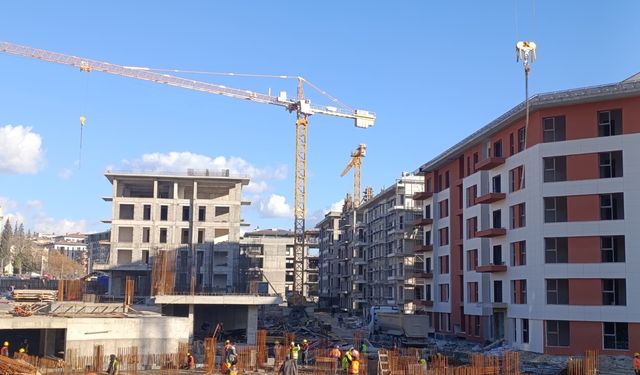 Kahramanmaraş’ta Deprem Konutları Yükselmeye Devam Ediyor