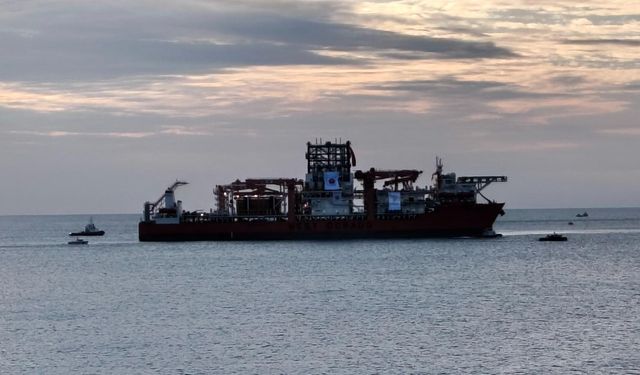 Türkiye'nin 6'ıncı sondaj gemisi Mersin'e ulaştı