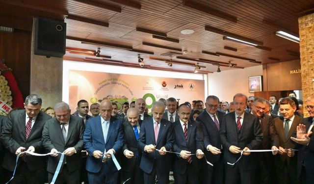 Bakan Uraloğlu: "Otoyol artış hızında Avrupa'da 1'inci sıradayız"