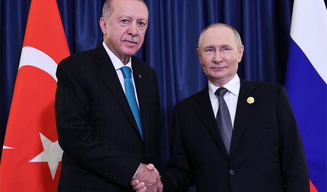 Erdoğan,Türkmenistan’a gitti, Putin ile görüşmesi bekleniyor