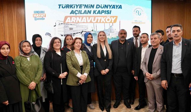 2 meclis üyesi ve 100 partili CHP'den istifa etti