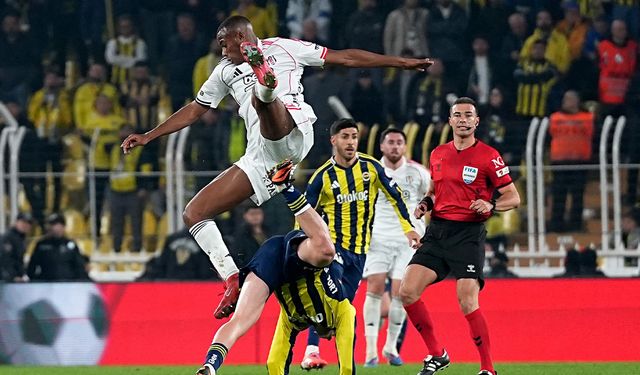 Fenerbahçe'ye 90+1 darbesi! Beşiktaş, Kadıköy'de uçuşa geçti