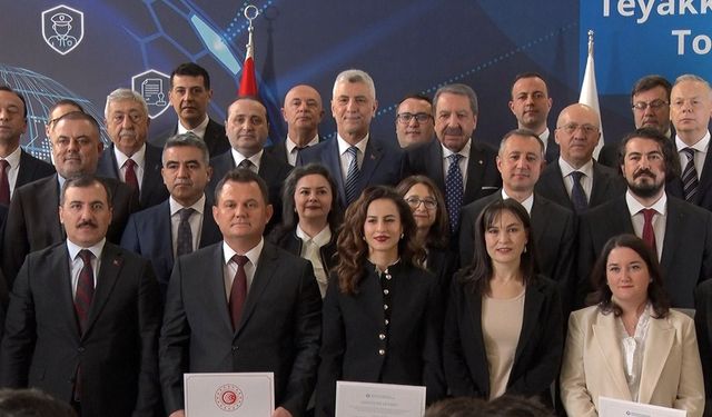 Bakan Bolat: “Milli ekonominin temeli güçlü gümrüklerdir”