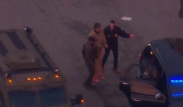 ABD’nin kaçırdığı Venezuela Devlet Başkanı Maduro, mahkemeye getirildi