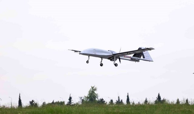 Bayraktar TB3 SİHA'dan NATO tatbikatında tam isabet