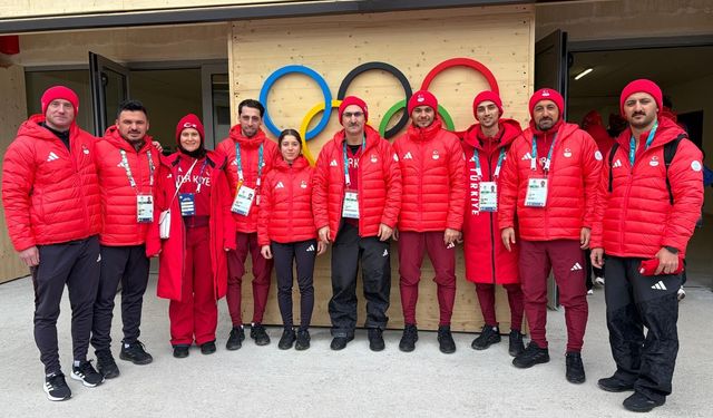 Bakan Bak’tan Kış Olimpiyatları’ndaki Milli Sporculara Moral Desteği