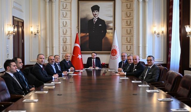 10 yılı doldurmayan hakim ticaret mahkemesi başkanı olamayacak