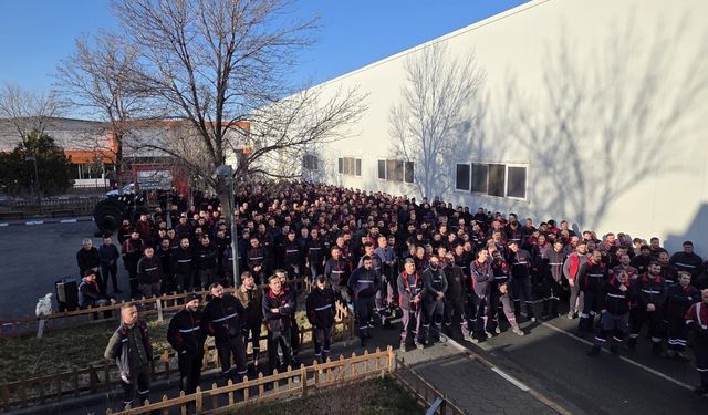 Petlas'ta Sabırlar Taşıyor: %30 Teklifi İşçide Karşılık Bulmadı!