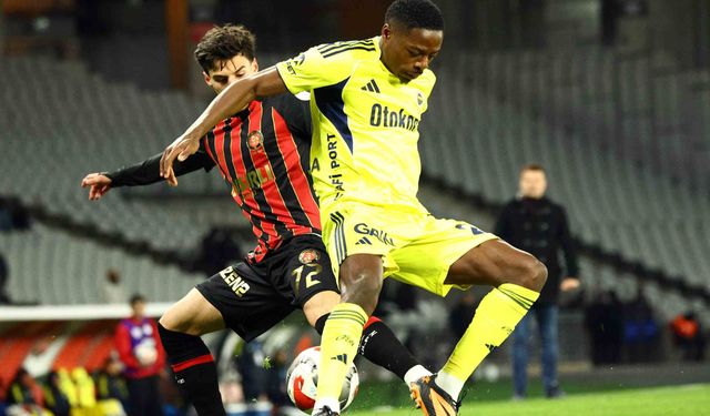 Fenerbahçe, 67 yıl sonra Karagümrük'e mağlup oldu