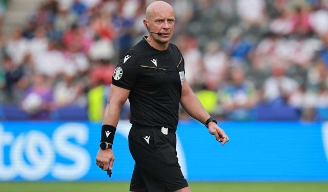 Liverpool - Galatasaray maçını Polonyalı hakem yönetecek