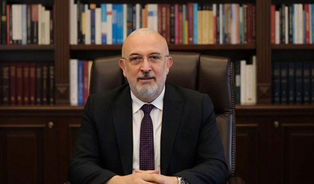 "Trabzon Ekonomisi Alarm Veriyor” diyen Ayhan Sürmen TTSO Başkanlığına Adaylığını Açıkladı!