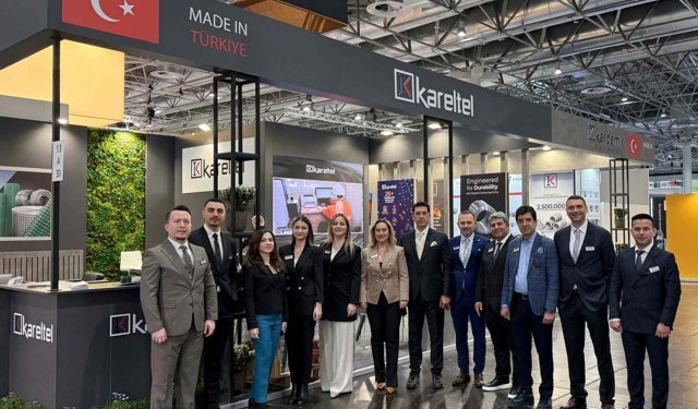 Karel Tel Wire Düsseldorf’ta yoğun ilgi gördü