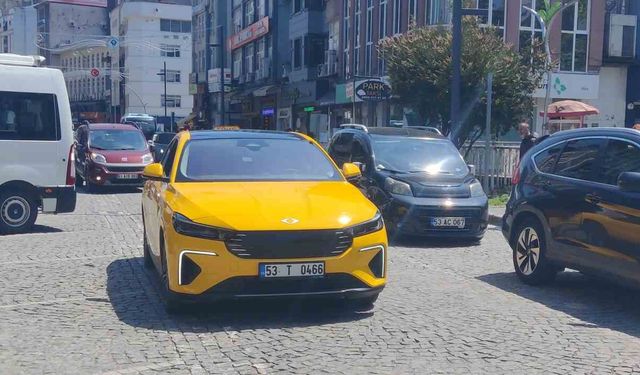 Rize’de Togg T10F ile taksi dönemi başladı